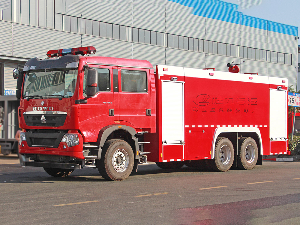 重汽16方泡沫消防车
