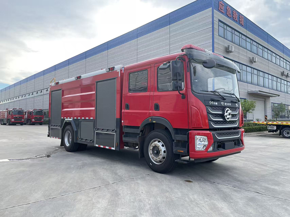 东风10方泡沫消防车