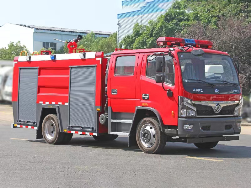 东风5方泡沫消防车
