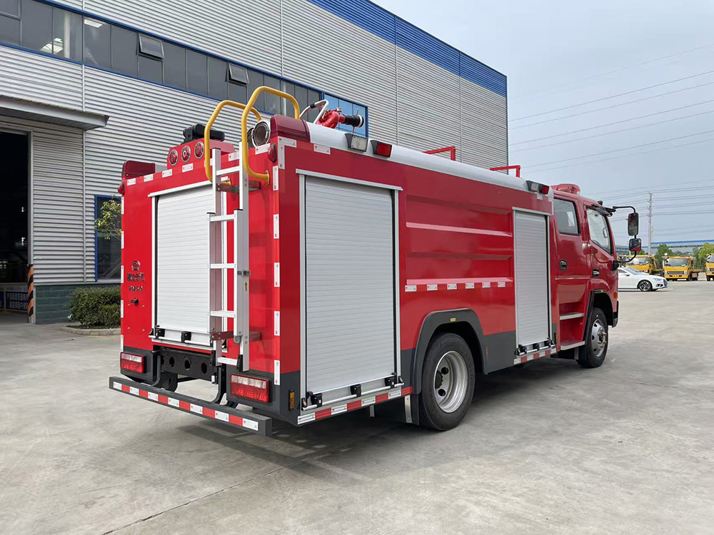 东风5方水罐消防车