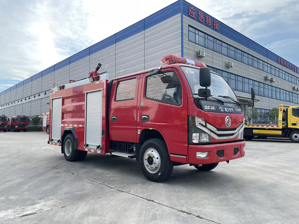 东风2.5方水罐消防车