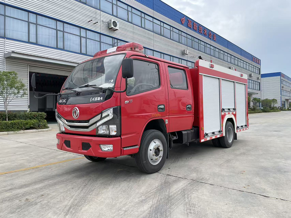 东风 2方水罐消防车