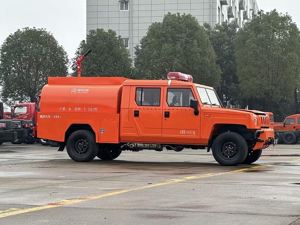 北汽1方四驱消防车