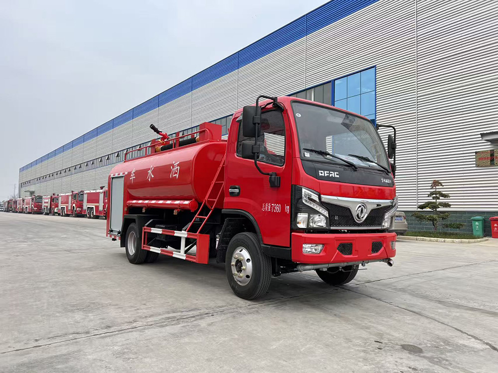 东风4.5方消防洒水车