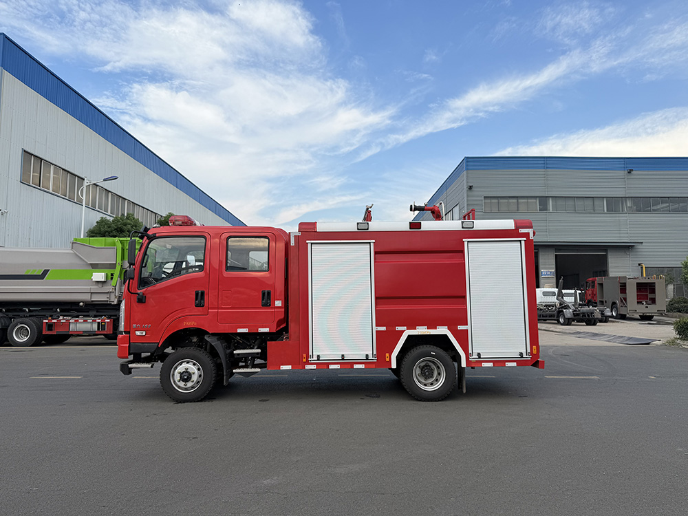 东风4方四驱消防车