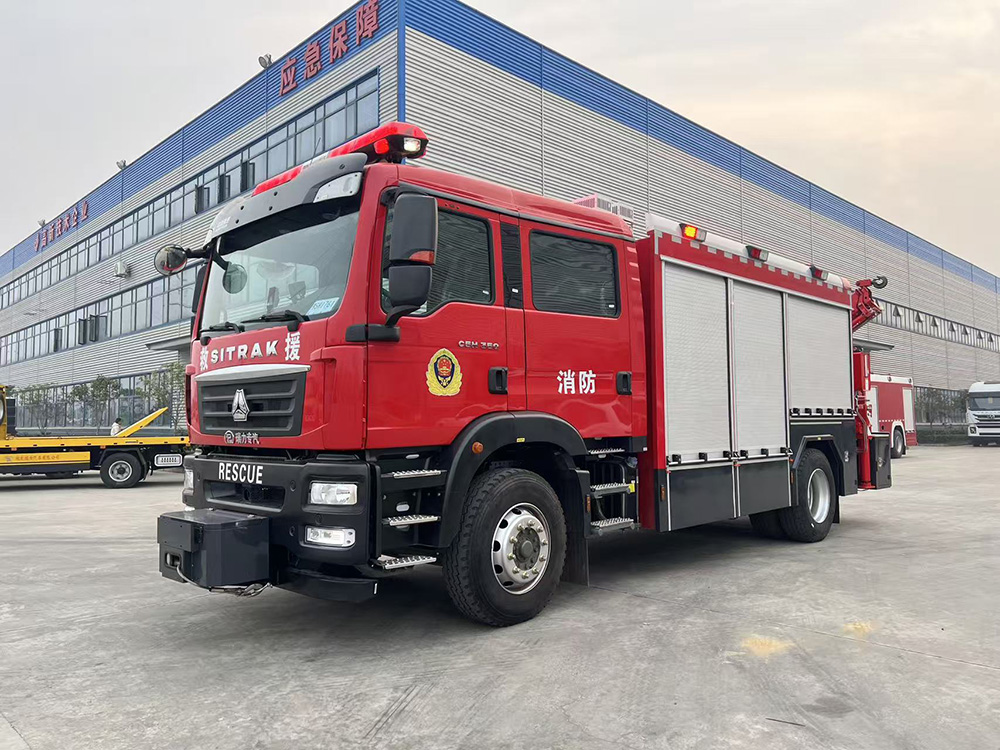 汕德卡抢险救援消防车